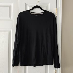 Banana Republic  Luxury Touch black long sleeve shirt Sz M